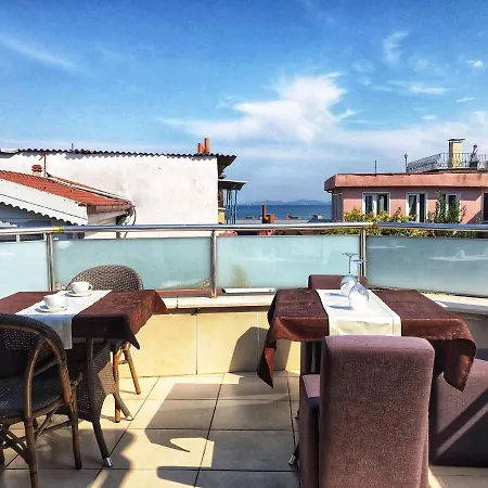 Yed Hotell